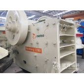 出售二手美卓C100顎式破碎機