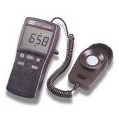 臺灣TES數(shù)字照度計(jì)TES-1337B系列